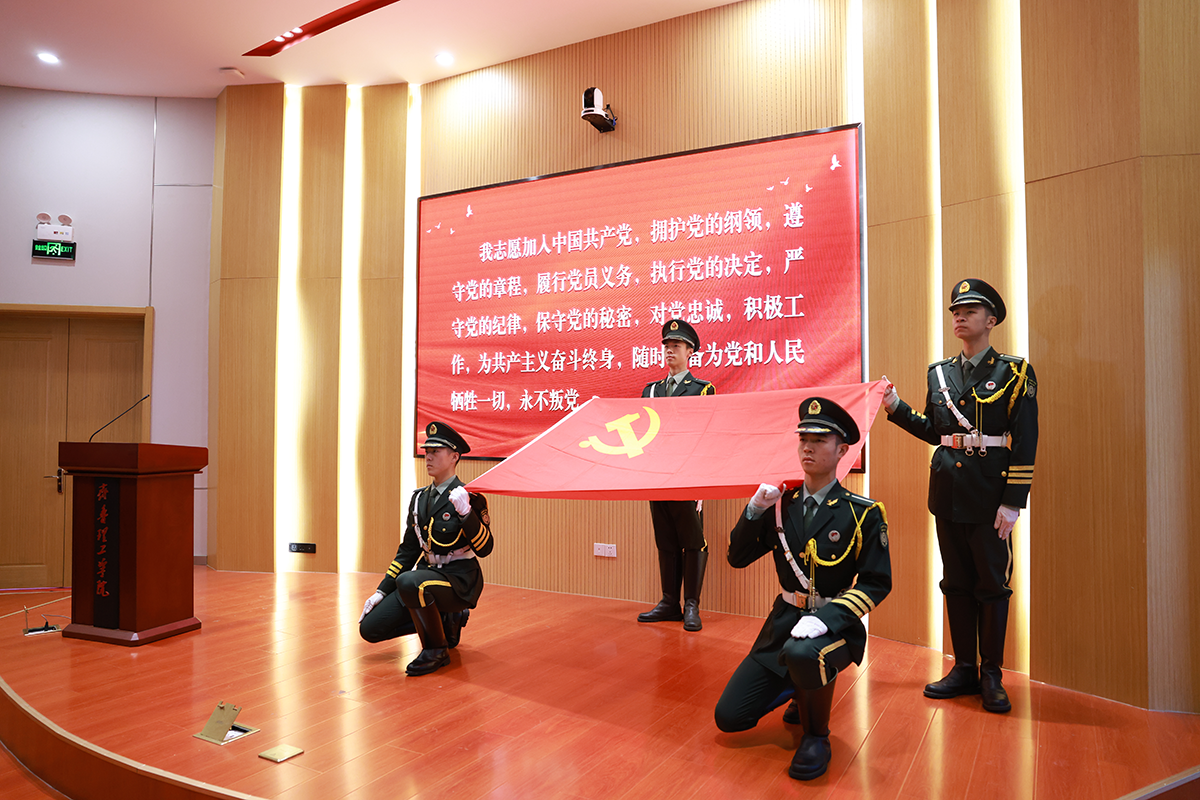 1732948775768936.png 图片 1.png